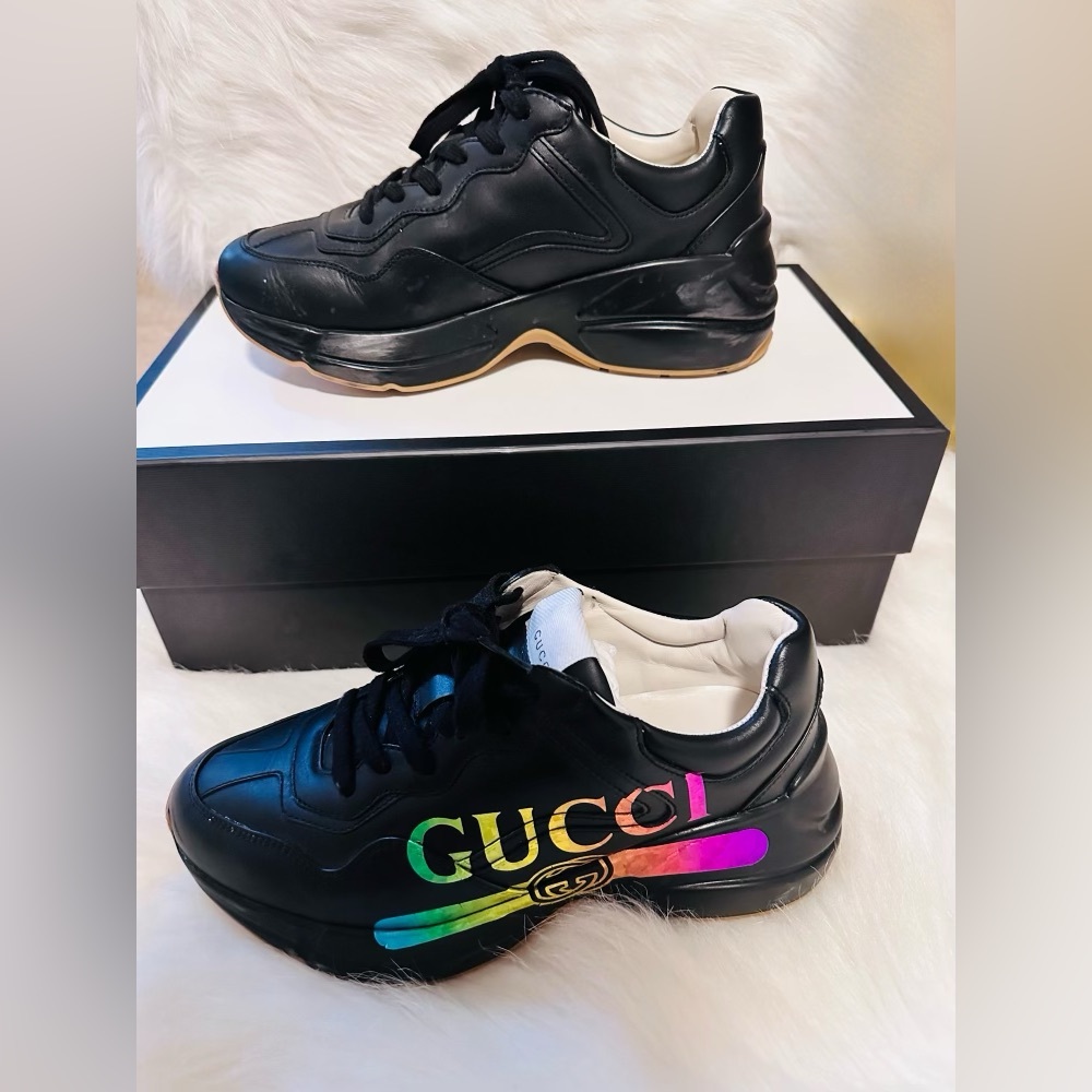 Gucci black shoes size 6 1/2